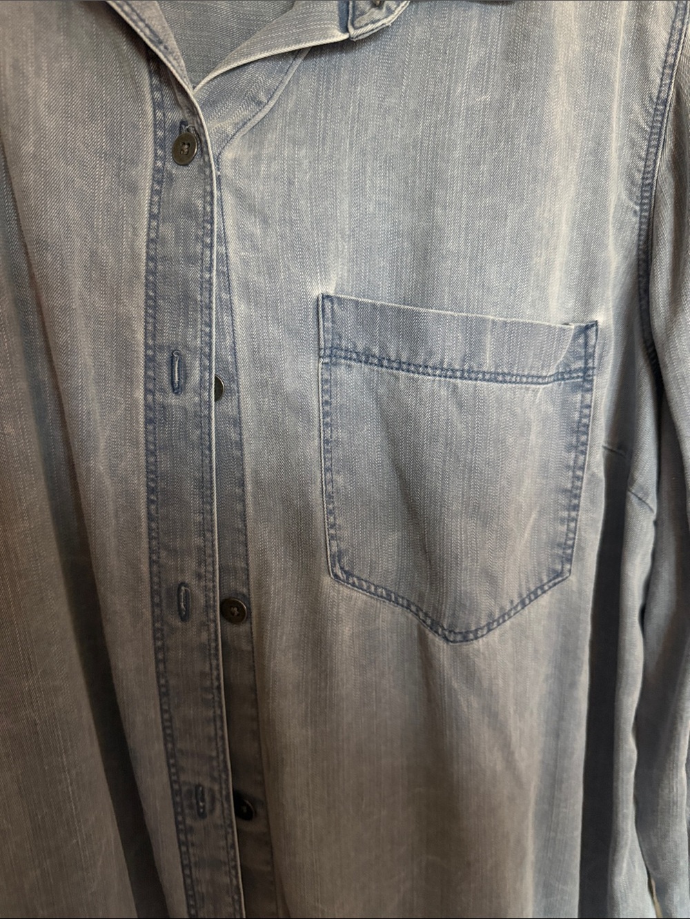XL Old Navy Jean Colored Long Sleeve Button Down - Picture 3 of 5